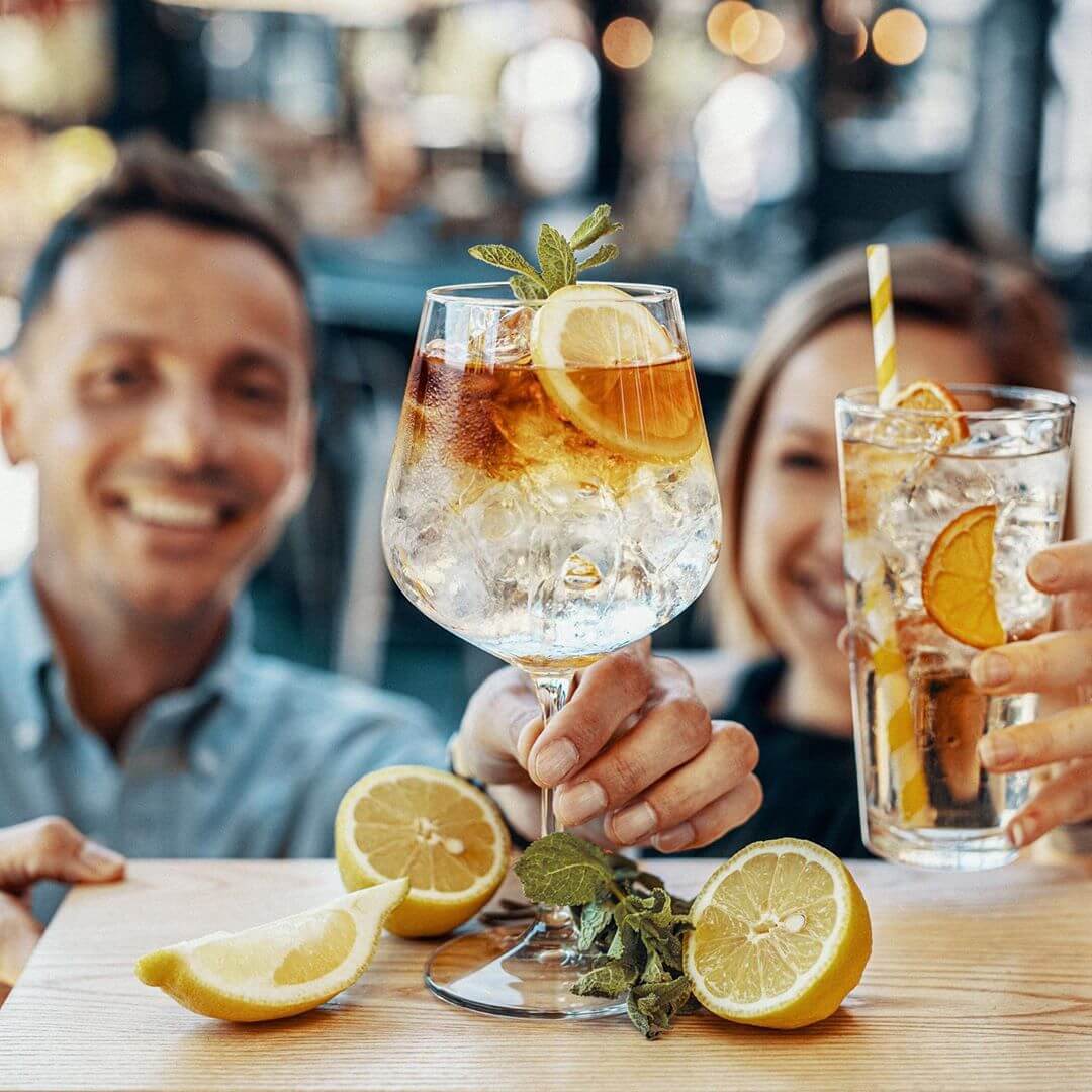 Gin & Bubbles district